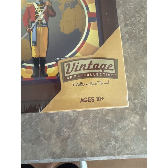 RISK Vintage Game Collection. THE CLASSIC GAME OF GLOBAL DOMINATION Sealed New - Picture 2 of 4